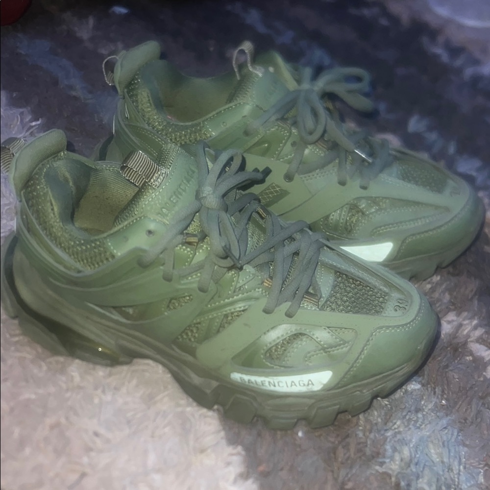 Balenciaga Green Sneakers - Picture 6 of 16